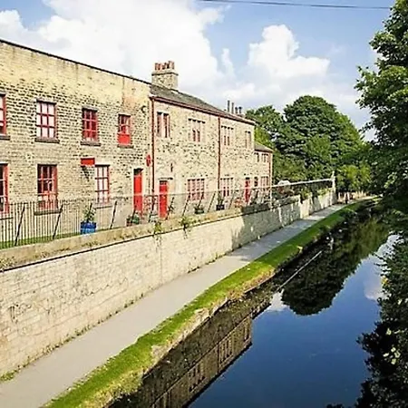 Homestay *rc246*for Your Relaxed & Cosy + Free Parking Leeds (West Yorkshire)